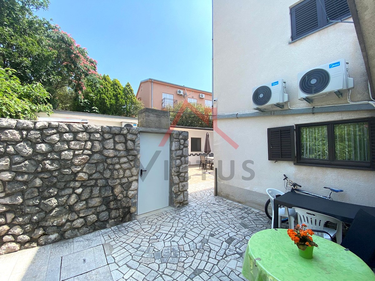 Dom Na predaj - PRIMORSKO-GORANSKA Crikvenica