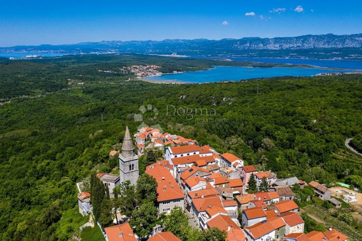 Terrain à vendre – Dobrinj