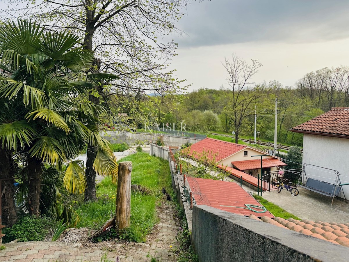 Hiša Na predaj - PRIMORSKO-GORANSKA MATULJI