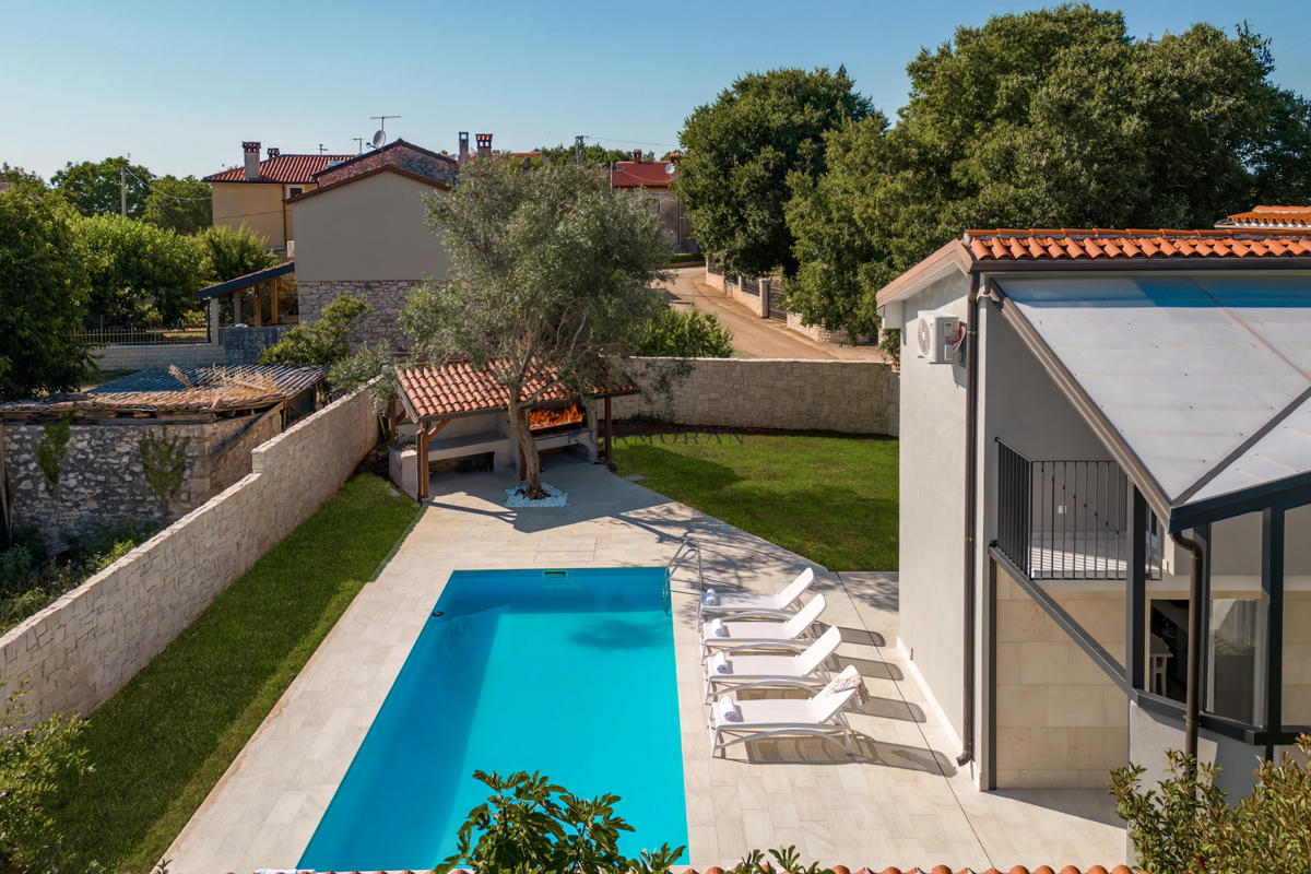 Kuća Na prodaju - ISTARSKA UMAG