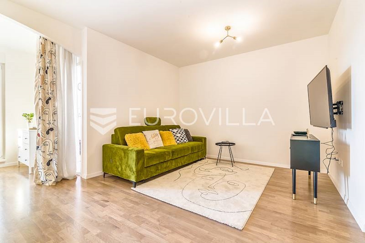 Appartement À louer - GRAD ZAGREB ZAGREB