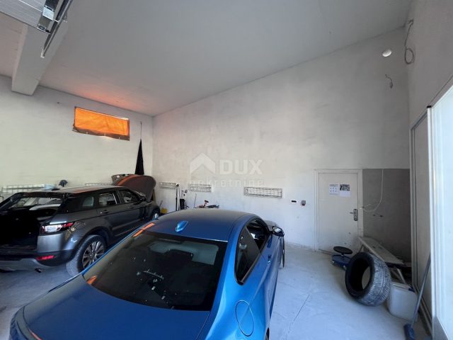 Komerčné na predaj 130 m² – Martinšćica