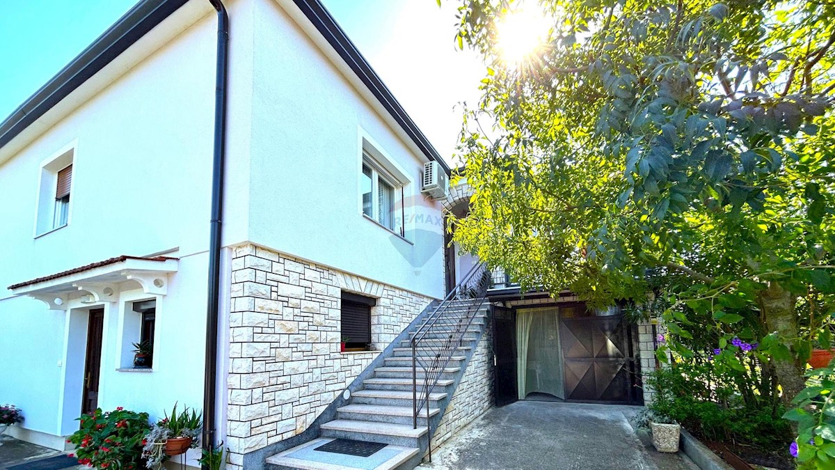 House For sale - ISTARSKA UMAG