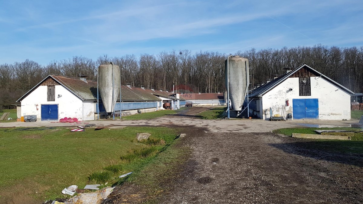 Gewerbefläche Zu verkaufen - ZAGREBAČKA VELIKA GORICA