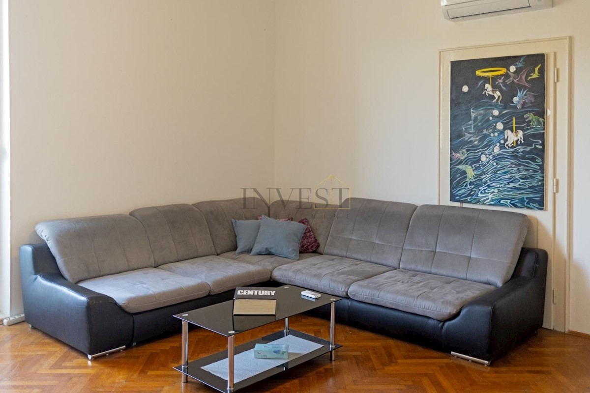 Flat For rent - SPLITSKO-DALMATINSKA SPLIT