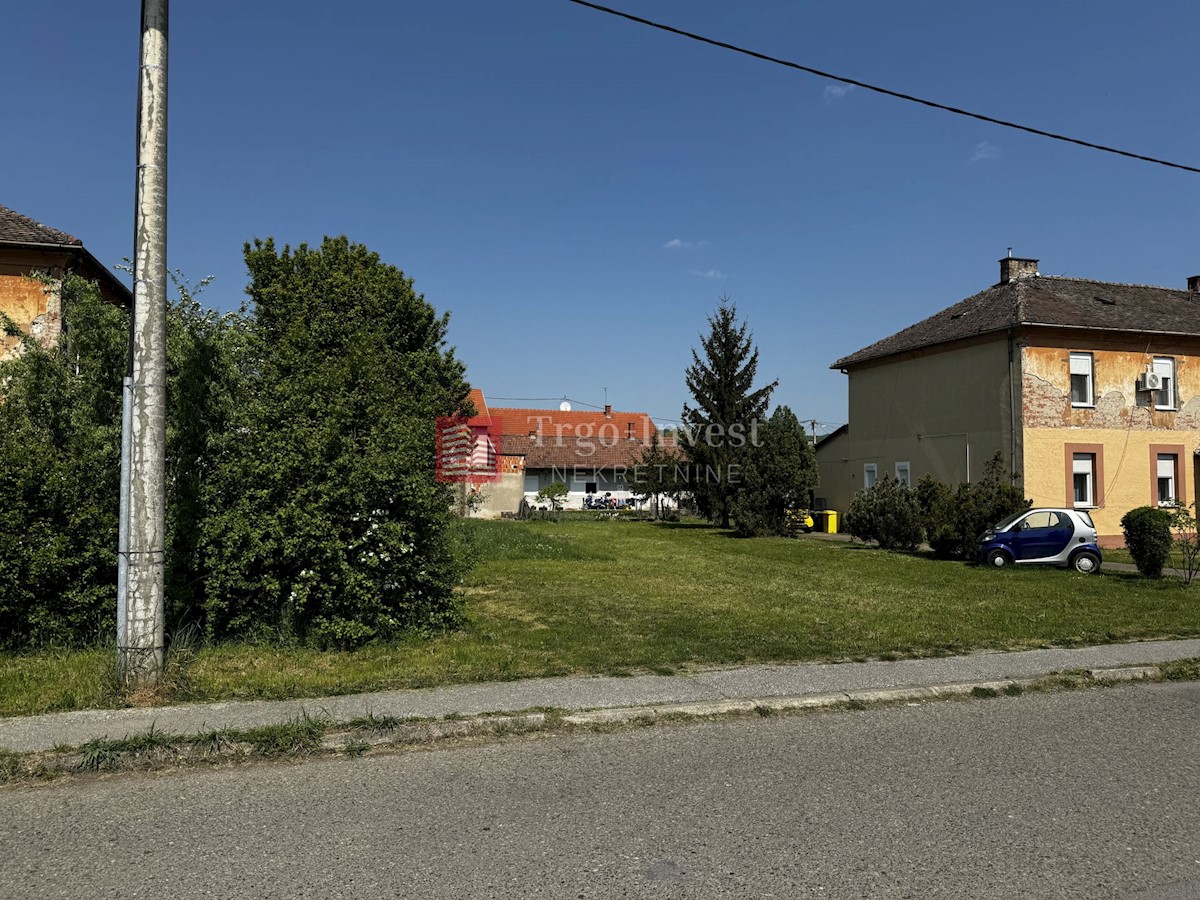 Land For sale - BRODSKO-POSAVSKA SLAVONSKI BROD