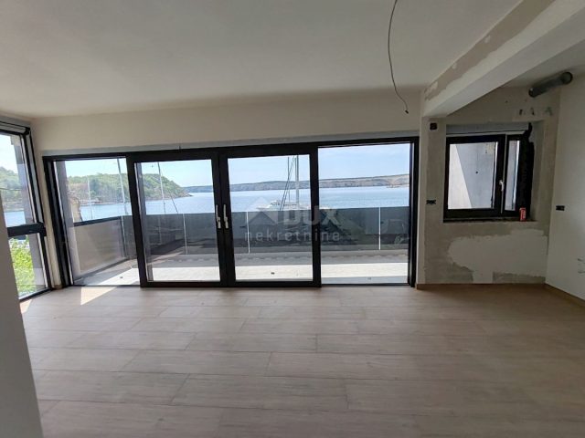 Mieszkanie na sprzedaż 94 m² – Jadranovo