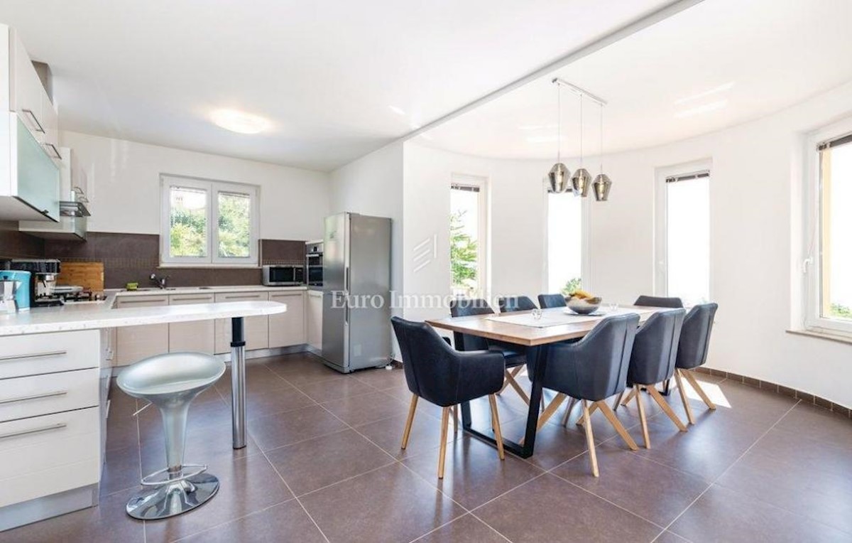 Maison À vendre - PRIMORSKO-GORANSKA OPATIJA