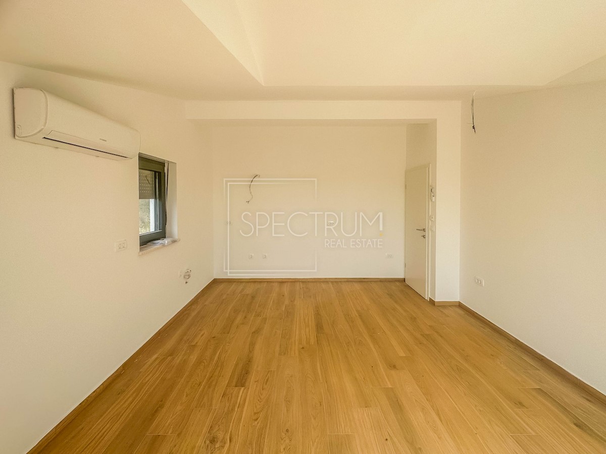Apartmán Na predaj - ISTARSKA POREČ