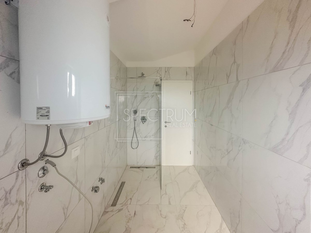 Apartmán Na predaj - ISTARSKA POREČ