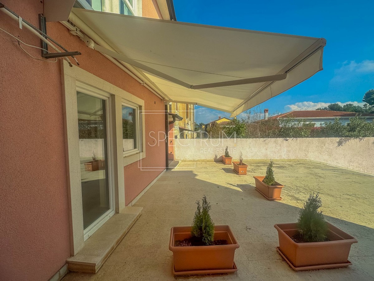 Flat For sale - ISTARSKA NOVIGRAD