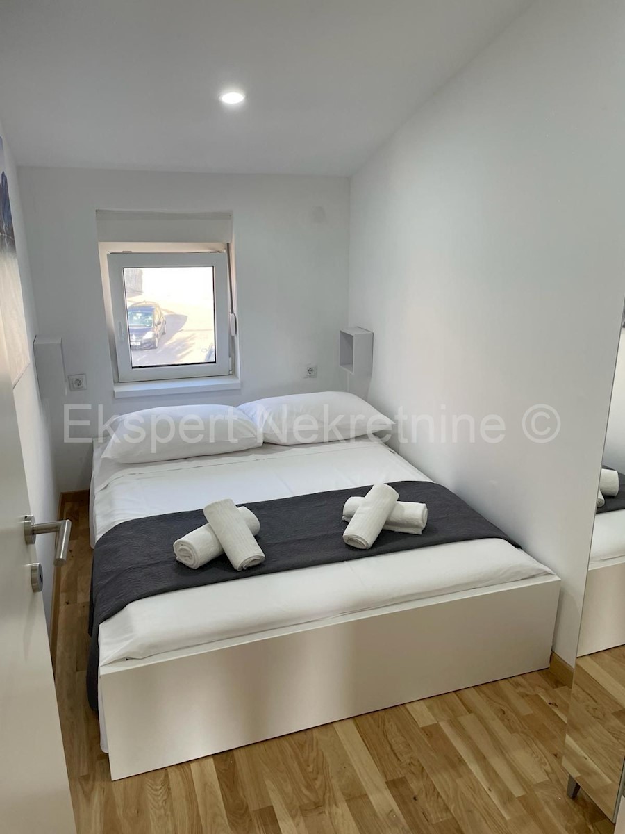 Apartment Zu vermieten - SPLITSKO-DALMATINSKA PODSTRANA