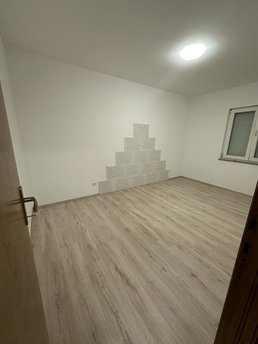 Flat For sale - ISTARSKA PULA