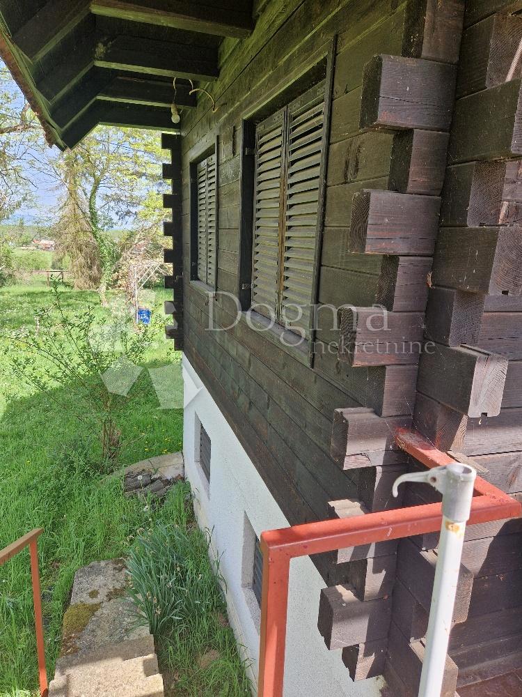 Dom Na predaj - KARLOVAČKA KARLOVAC