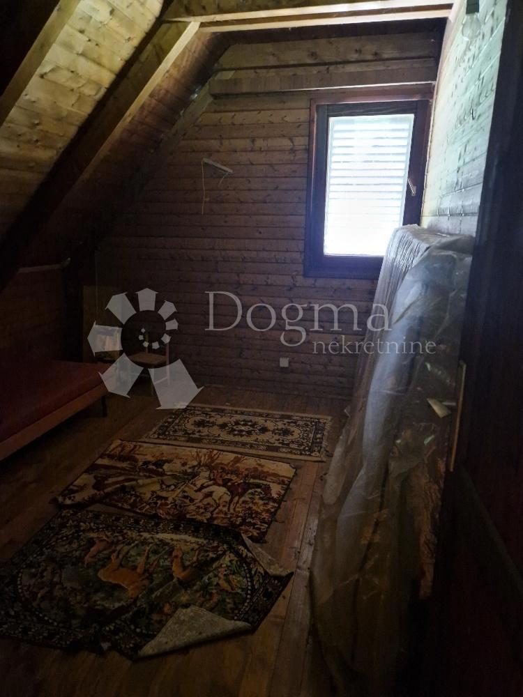 Dom Na predaj - KARLOVAČKA KARLOVAC