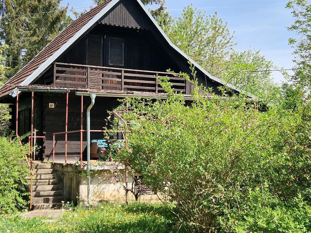 Dom Na predaj - KARLOVAČKA KARLOVAC