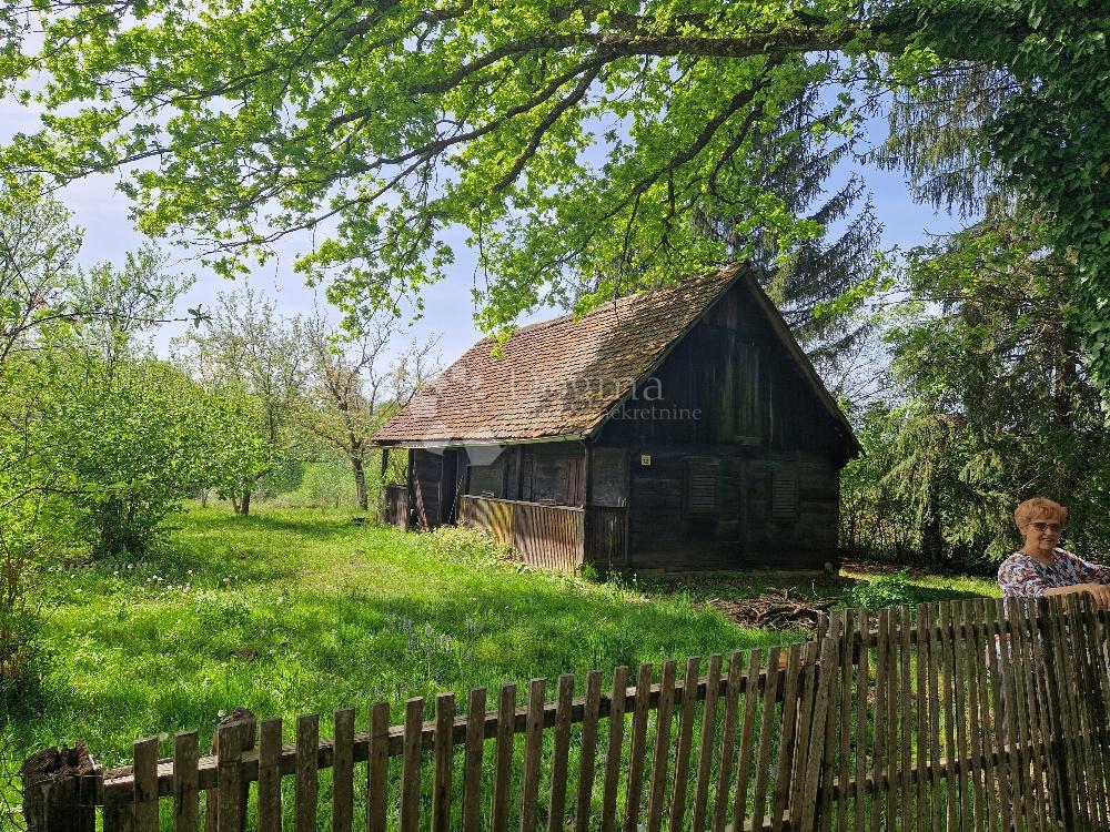 Dom Na predaj - KARLOVAČKA KARLOVAC
