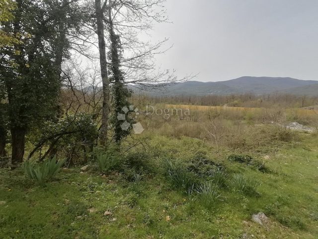 Land for sale 4200 m² – Permani
