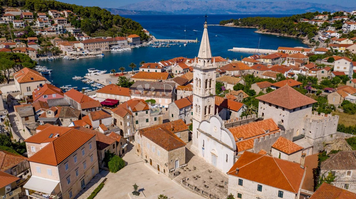 Terreno In vendita - SPLITSKO-DALMATINSKA HVAR