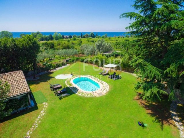 Casa in vendita 360 m² – Umag