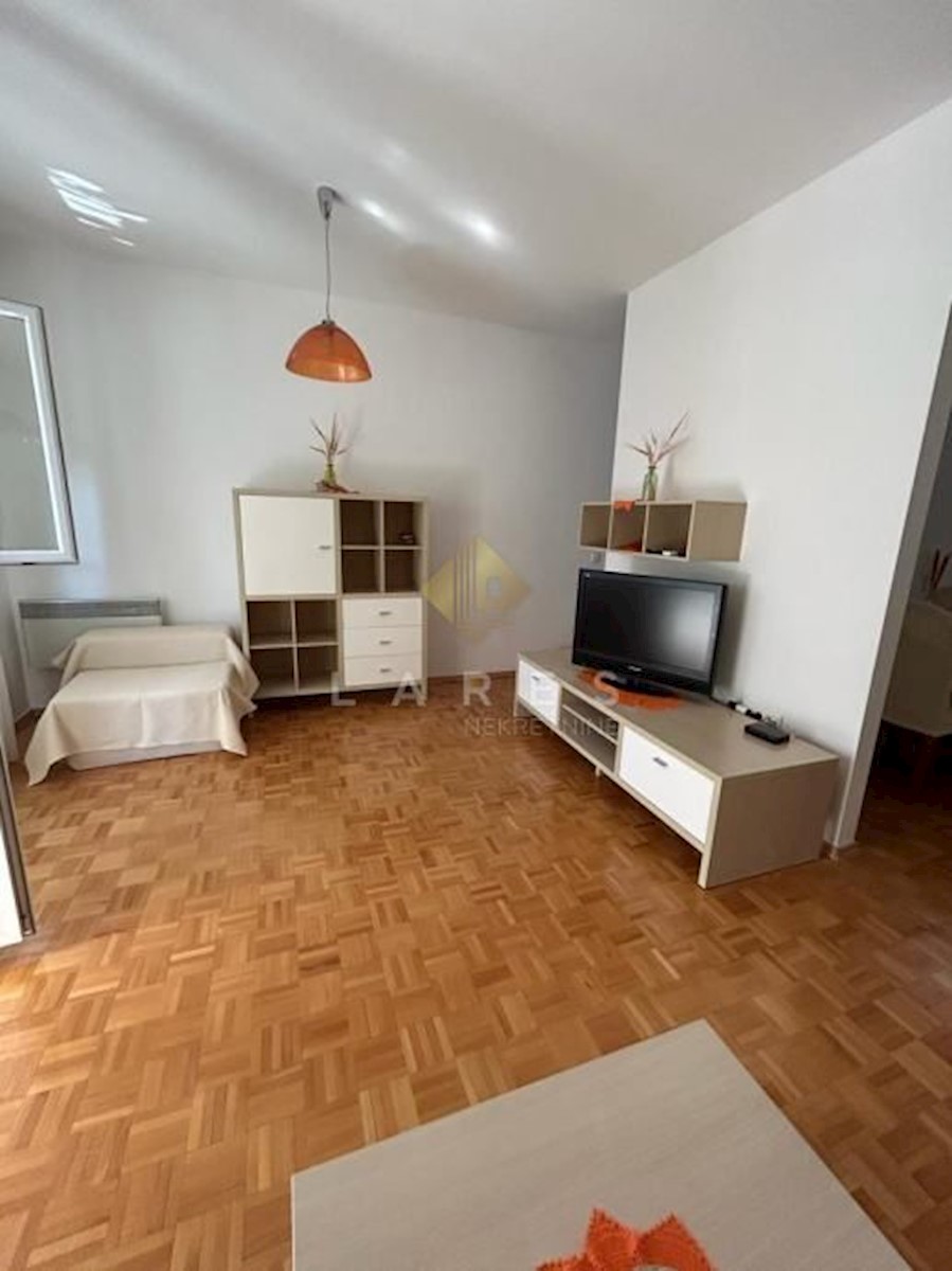 Apartmán Na predaj - ZADARSKA BIOGRAD NA MORU