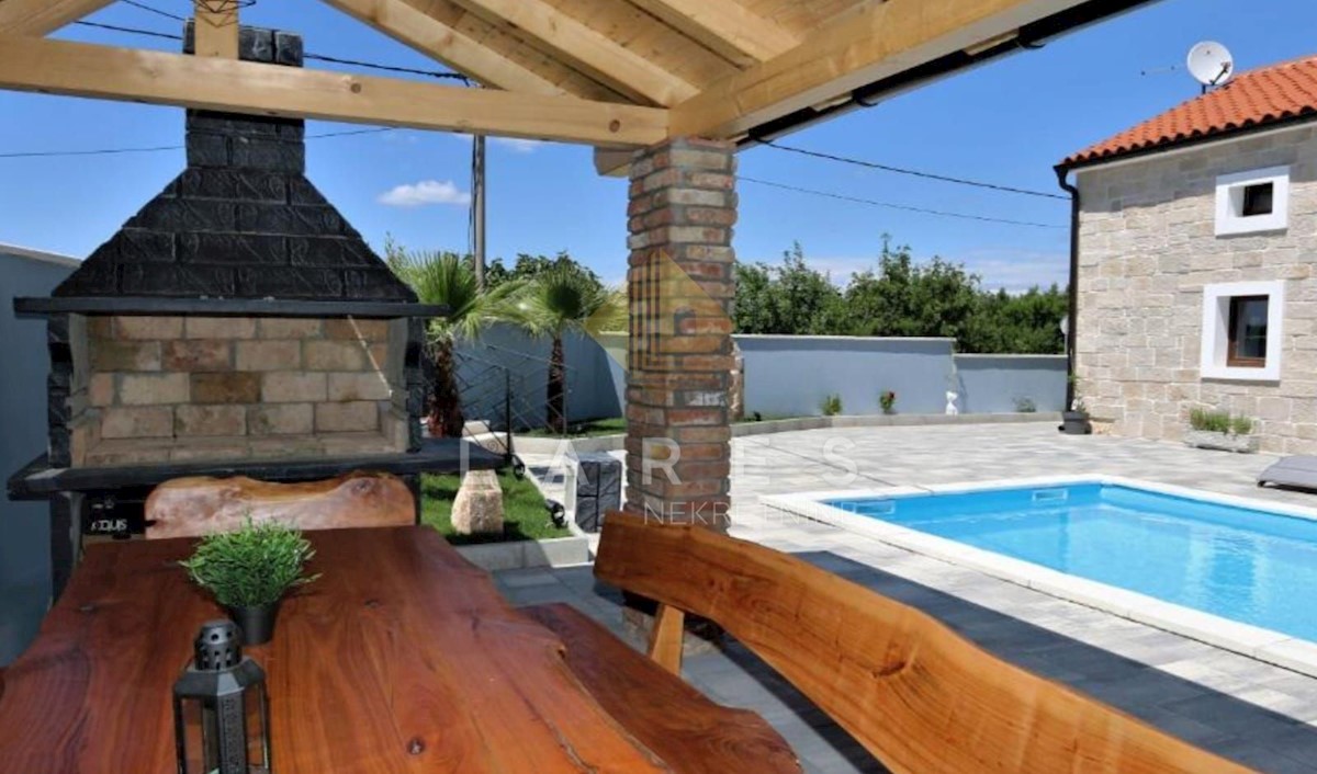 Dom Na predaj - PRIMORSKO-GORANSKA KRK