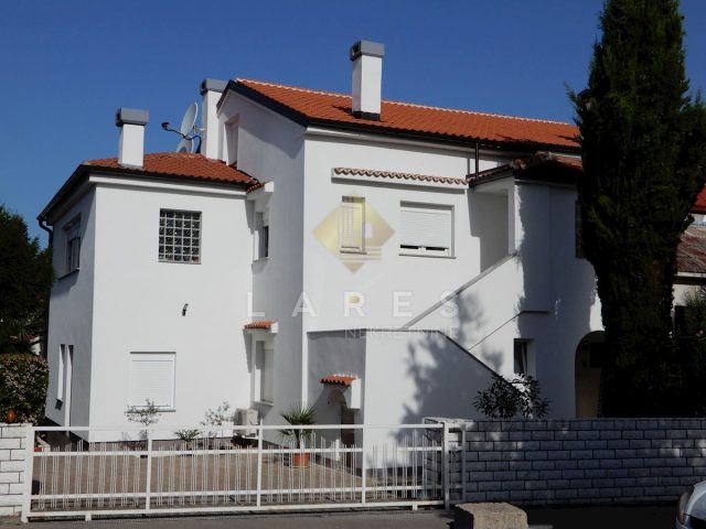 Kuća na prodaju 286 m² – Malinska