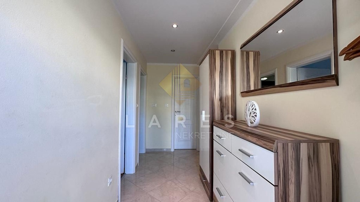 Apartmán Na predaj - PRIMORSKO-GORANSKA CRIKVENICA