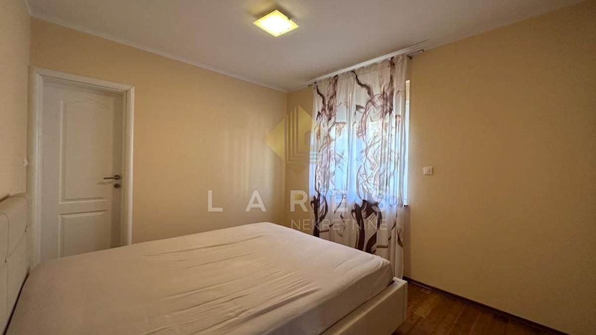 Apartmán Na predaj - PRIMORSKO-GORANSKA CRIKVENICA
