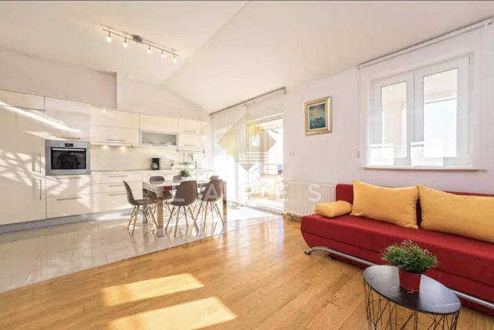 Apartmán na predaj 115 m² – Novalja