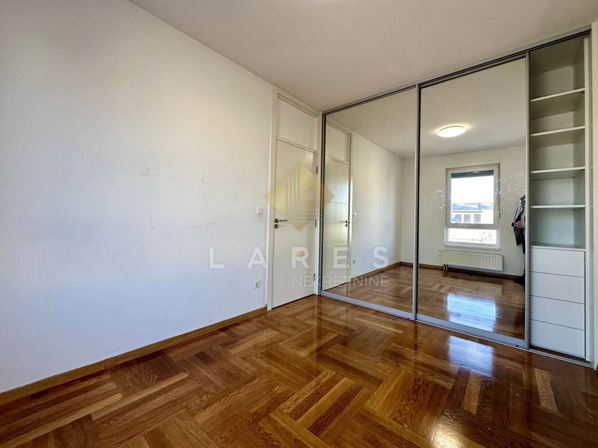 Appartement À vendre - GRAD ZAGREB ZAGREB