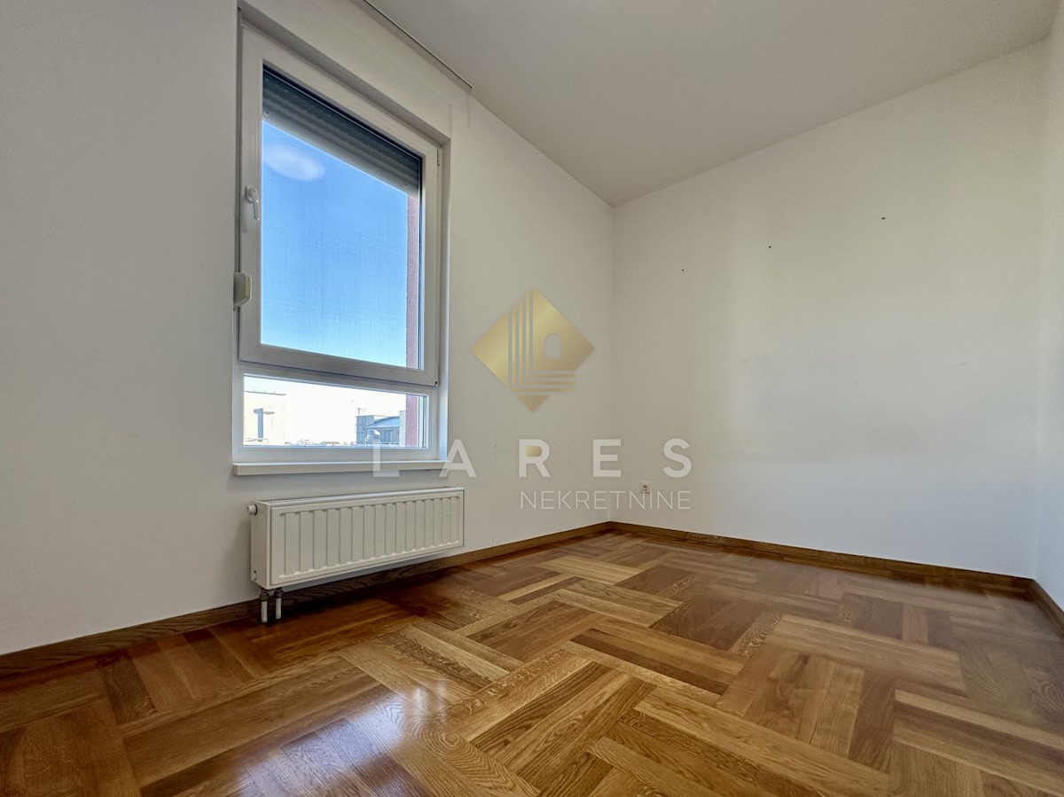 Apartmán Na predaj - GRAD ZAGREB ZAGREB