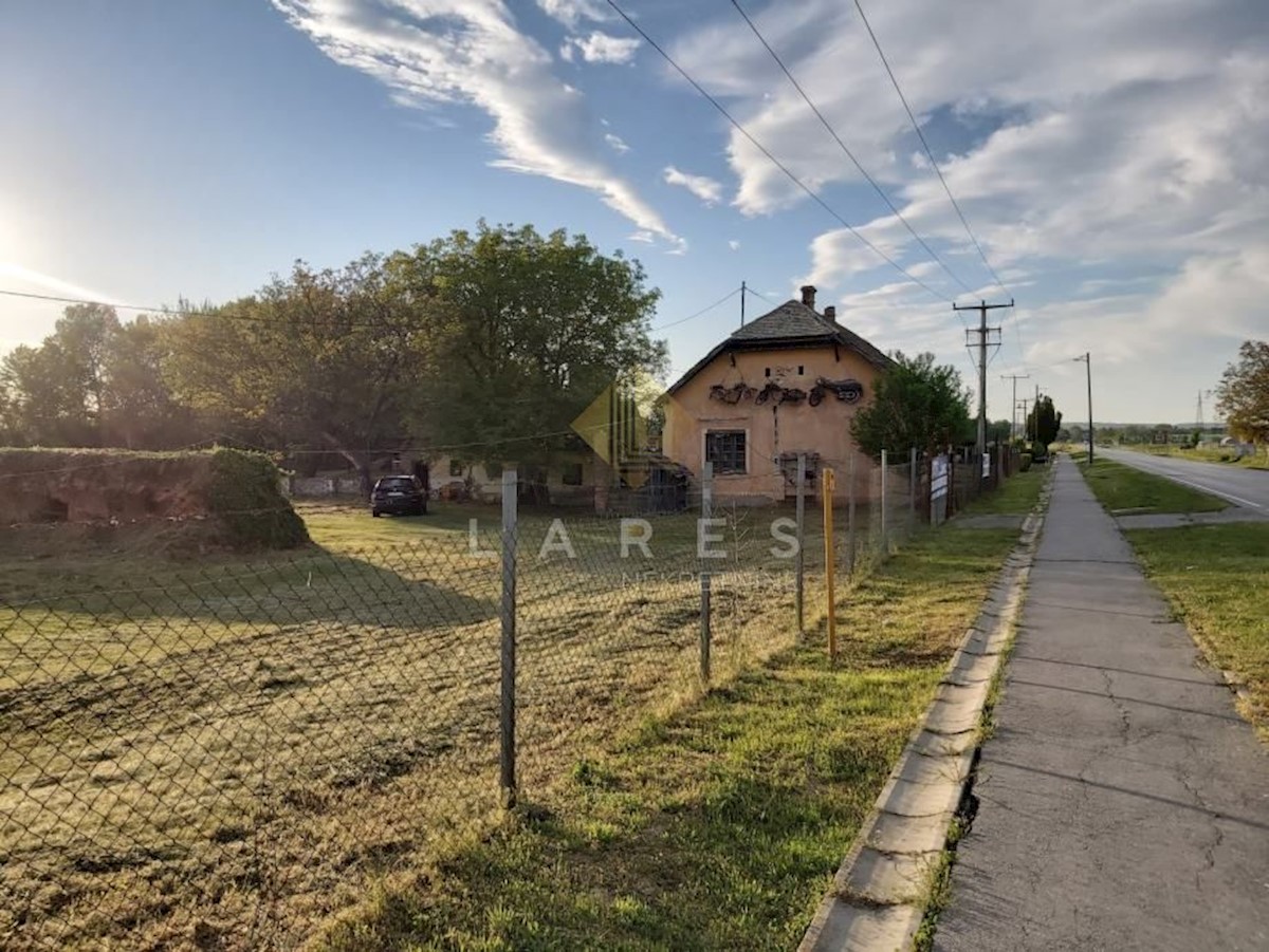 Kuća Na prodaju - OSJEČKO-BARANJSKA KNEŽEVI VINOGRADI