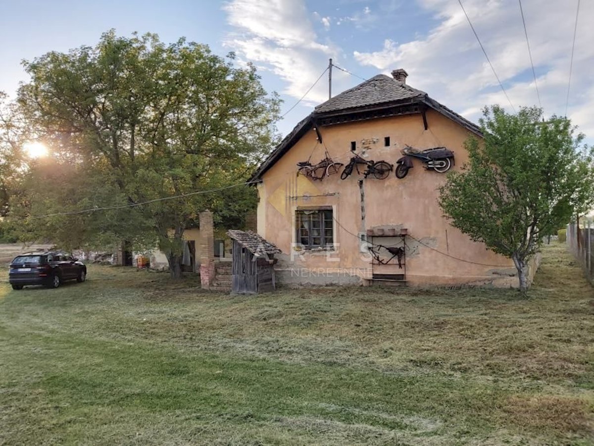 Kuća Na prodaju - OSJEČKO-BARANJSKA KNEŽEVI VINOGRADI