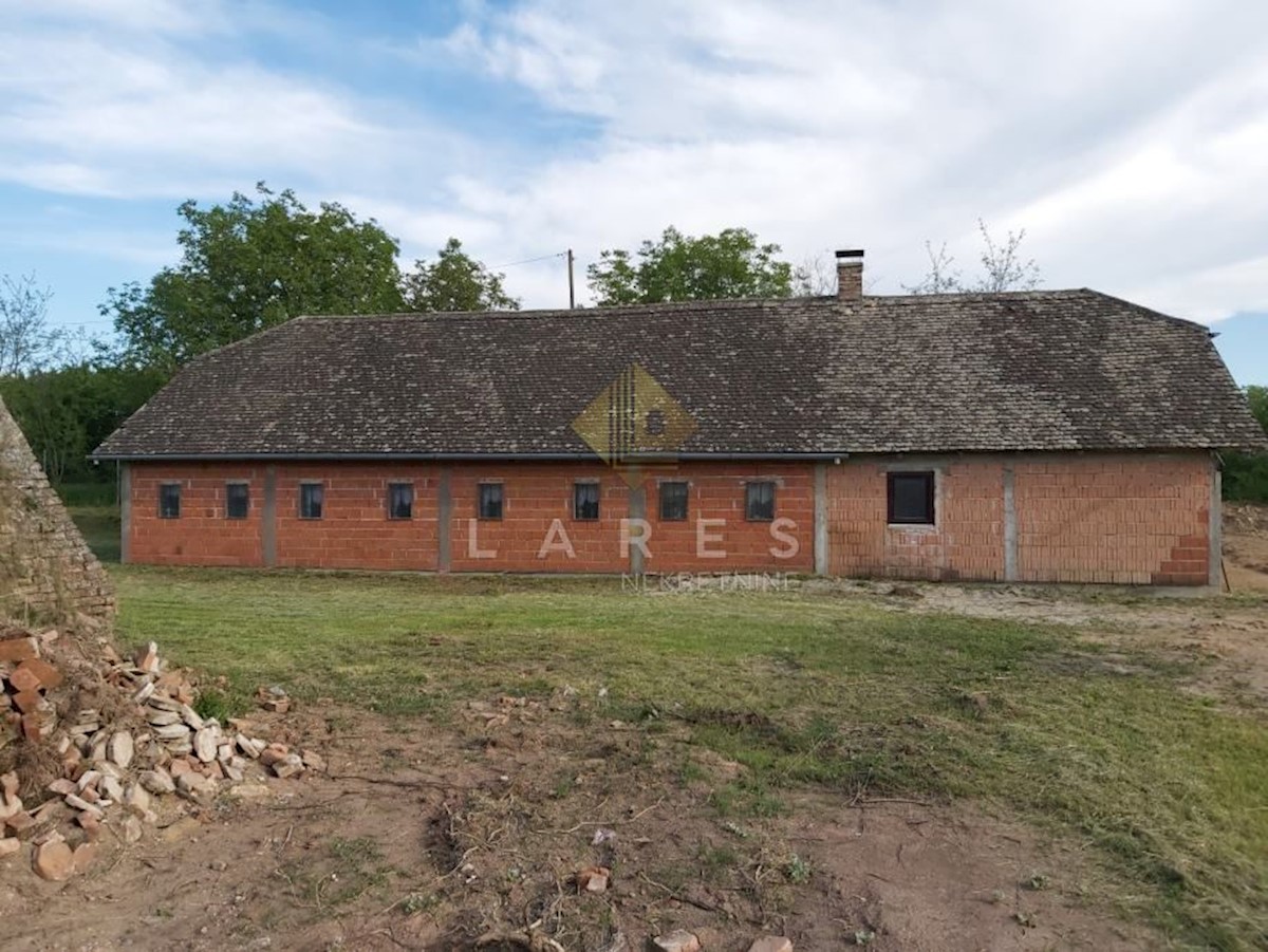 Kuća Na prodaju - OSJEČKO-BARANJSKA KNEŽEVI VINOGRADI