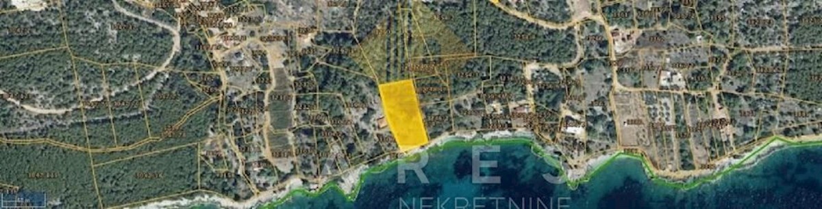 Land For sale - SPLITSKO-DALMATINSKA HVAR