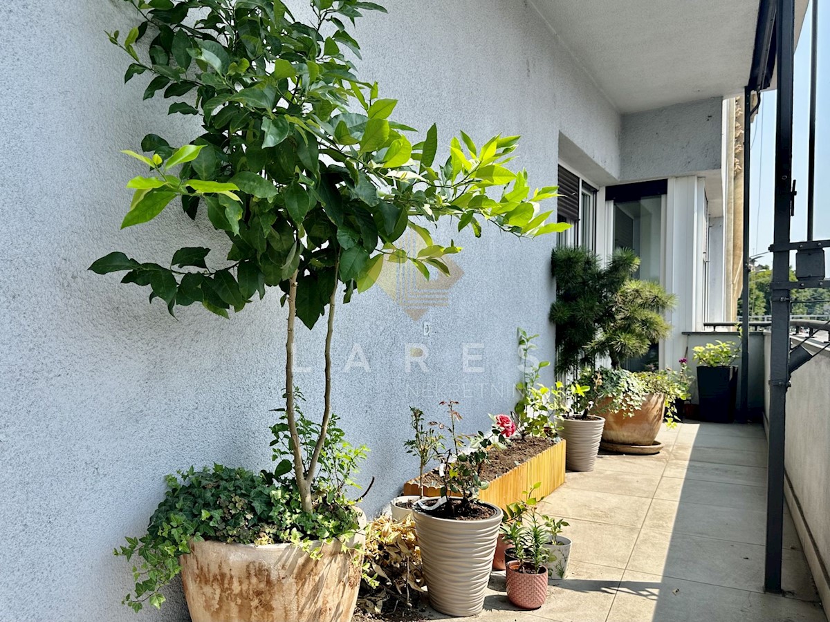 Apartma Na predaj - GRAD ZAGREB ZAGREB