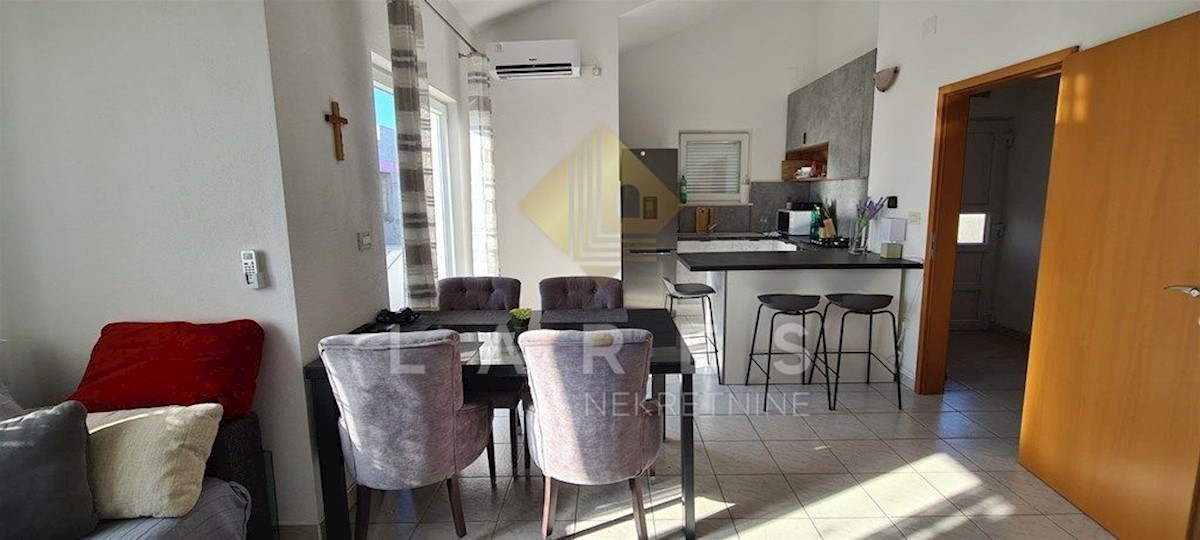 Flat For sale - ZADARSKA PAKOŠTANE