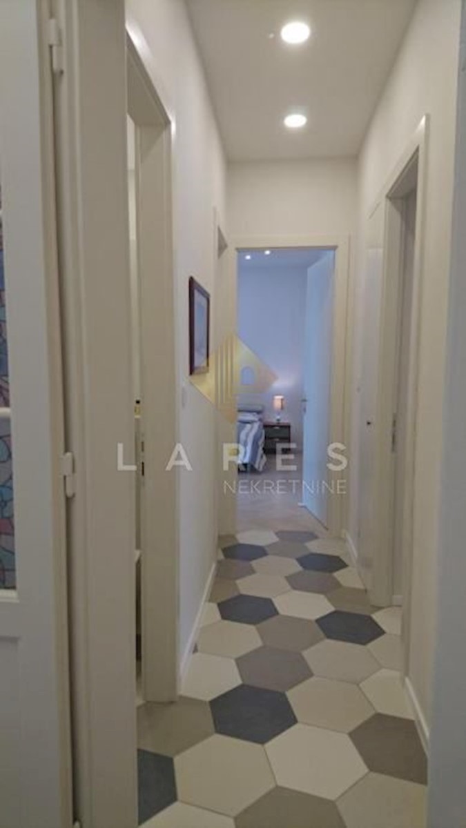 Appartement À louer - GRAD ZAGREB ZAGREB