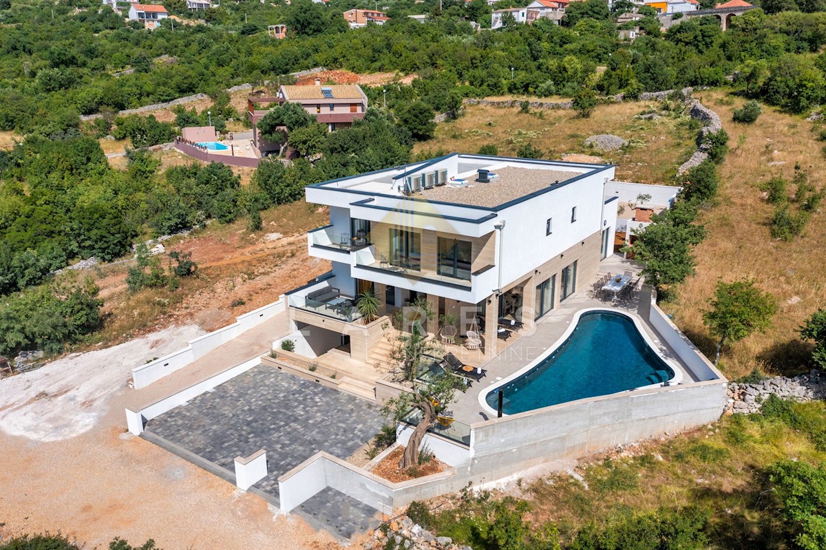Hiša Naprodaj - ZADARSKA Zadar
