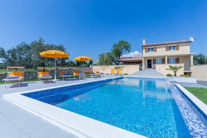 House for sale 180 m² – Fažana