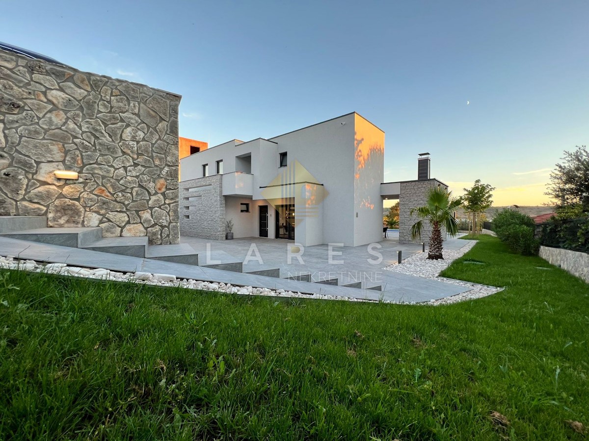 House For sale - ZADARSKA RAŽANAC