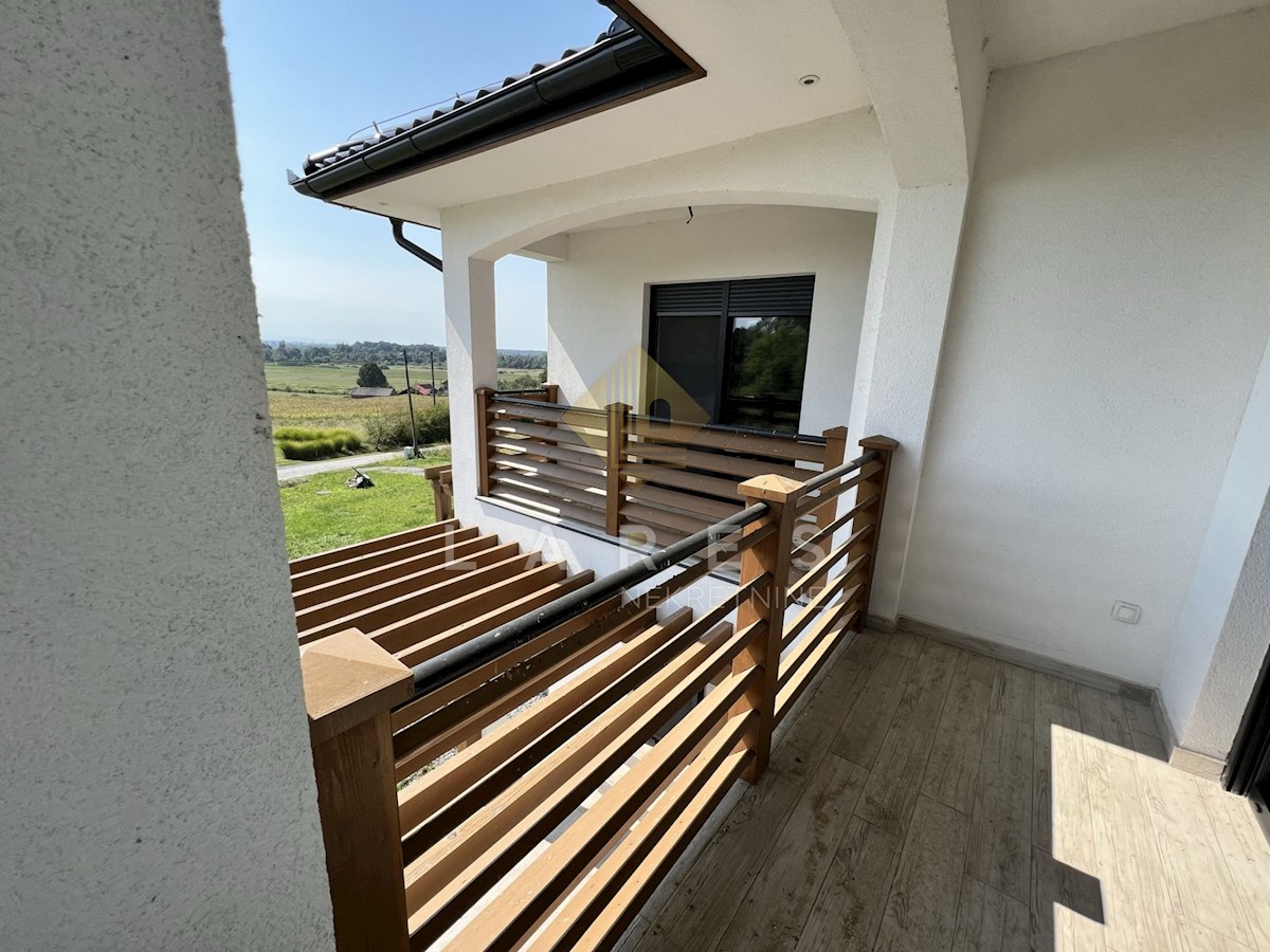 Casa In vendita - SISAČKO-MOSLAVAČKA KUTINA
