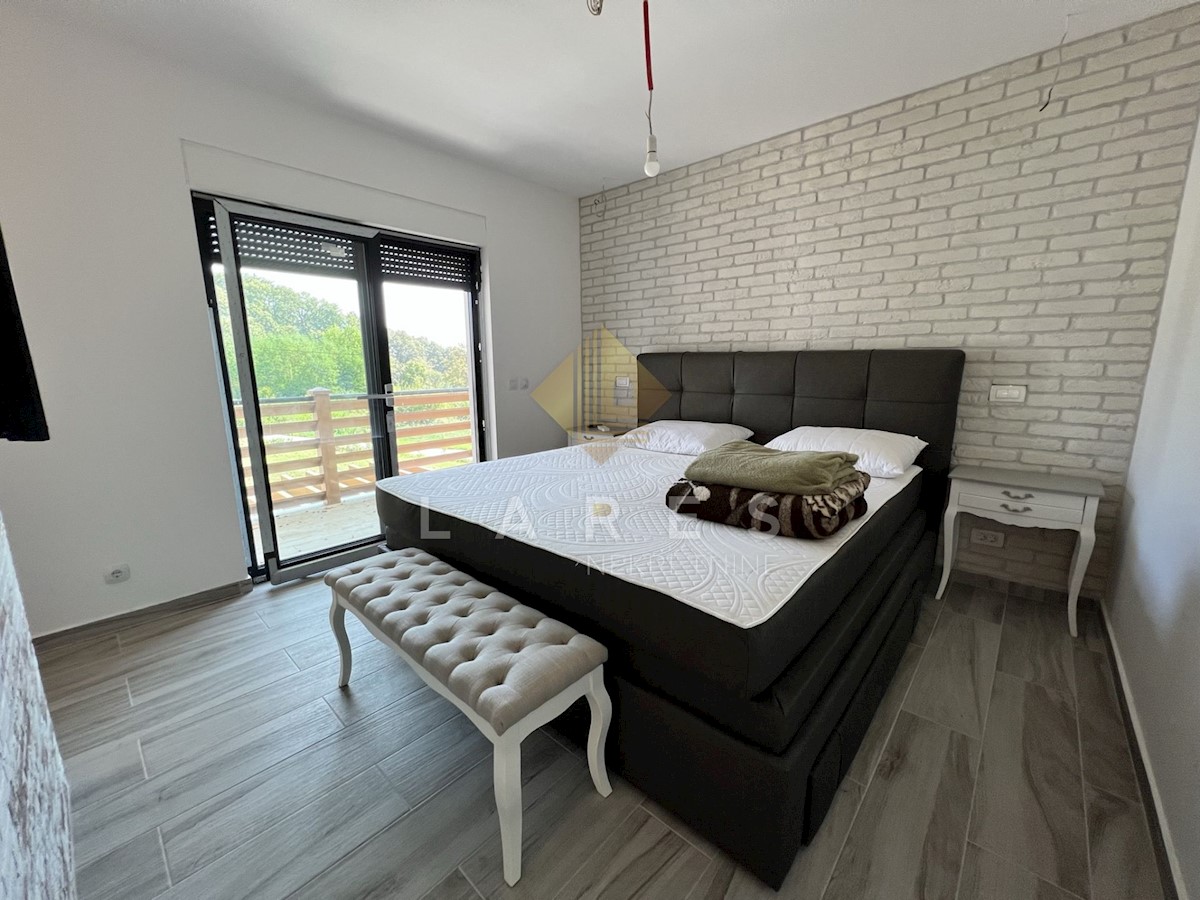 Casa In vendita - SISAČKO-MOSLAVAČKA KUTINA