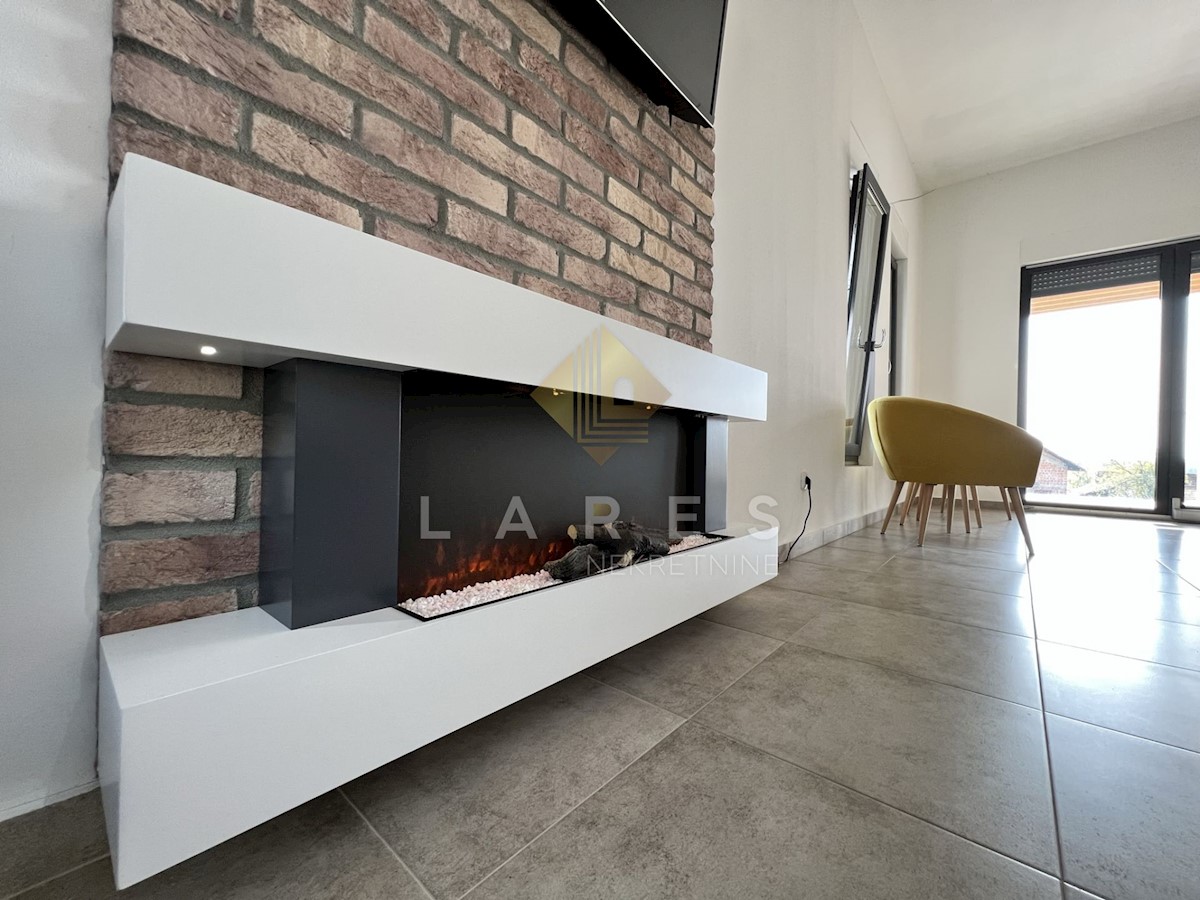 Casa In vendita - SISAČKO-MOSLAVAČKA KUTINA