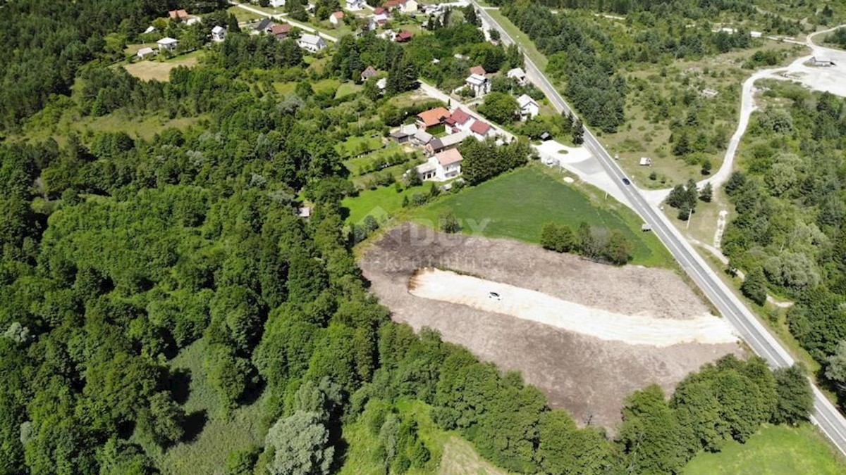 Land For sale - LIČKO-SENJSKA PLITVIČKA JEZERA