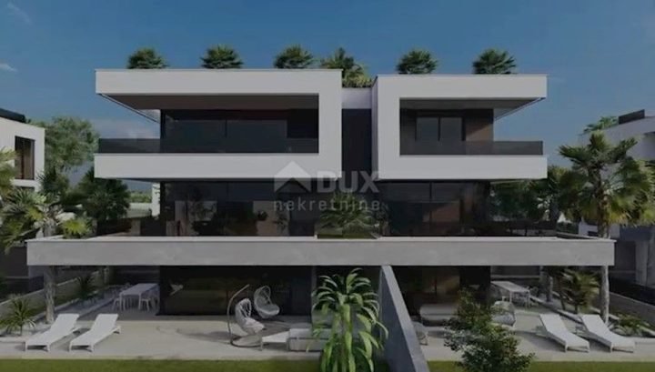 Land for sale 900 m² – Rijeka
