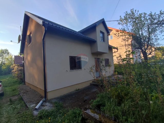 Maison à vendre 170 m² – Oštarije