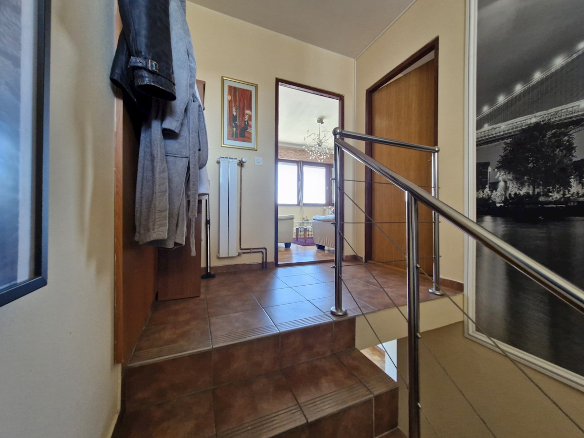 Apartma Na predaj - VUKOVARSKO-SRIJEMSKA VUKOVAR