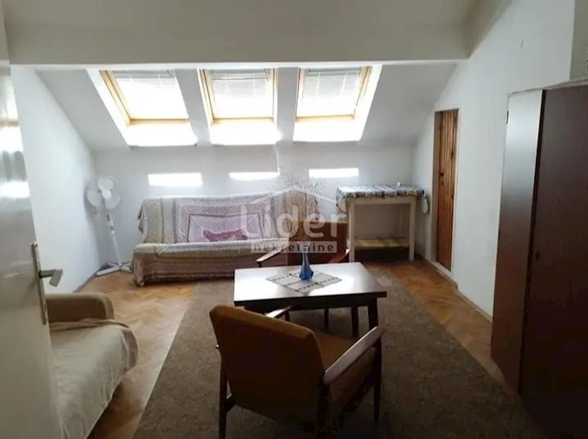 Apartment Zu verkaufen - PRIMORSKO-GORANSKA BROD MORAVICE